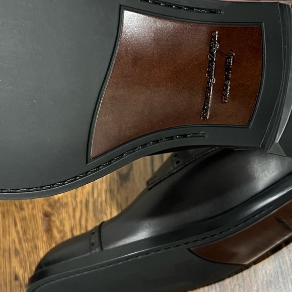 Men’s Zegna black leather dress shoe - Picture 2 of 11